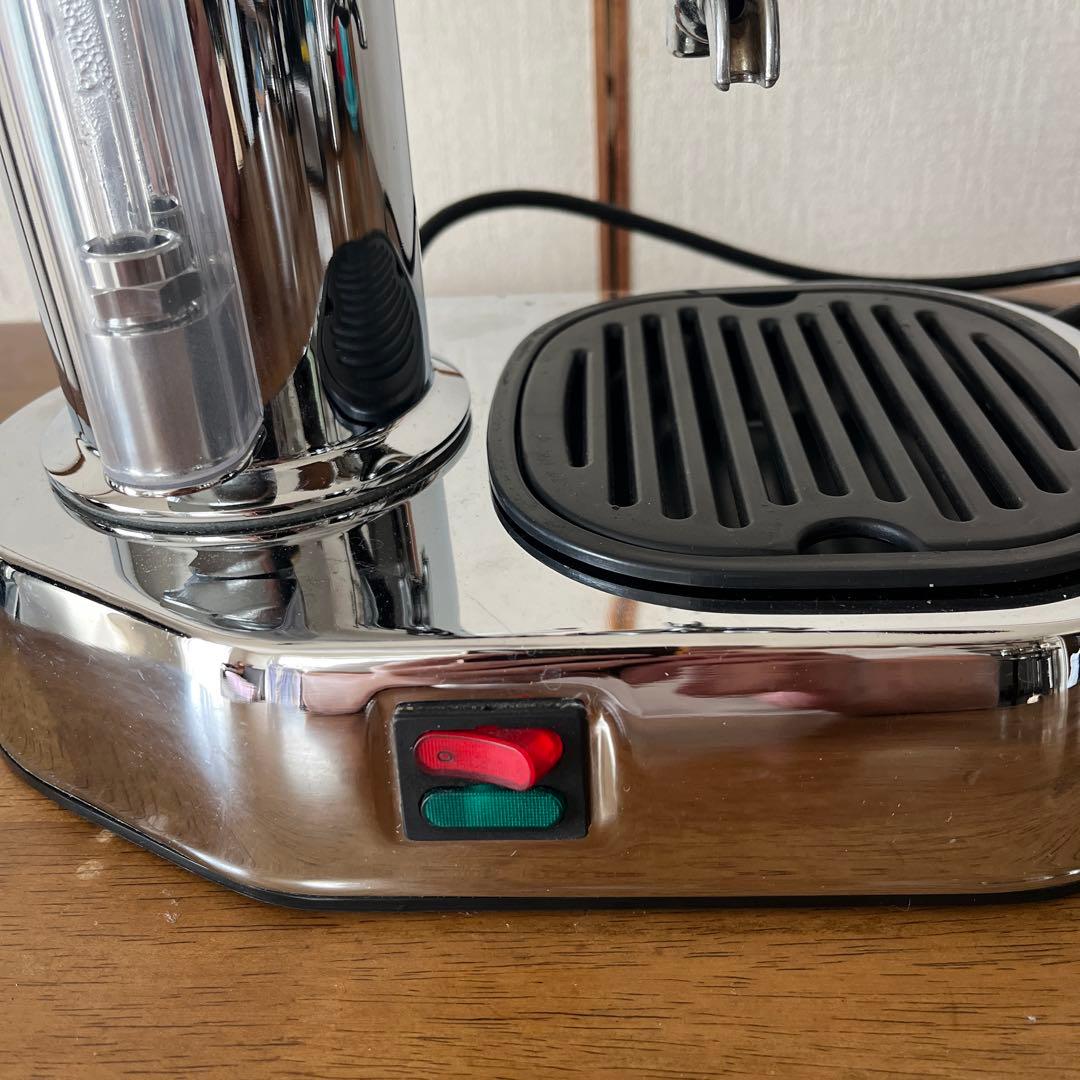 La pavoni Europiccolaとタンパーなどを含めたセット品