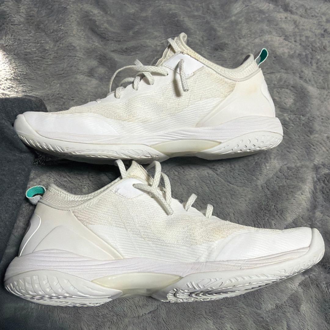 【希少価値】アシックスバスケットシューズ GLIDENOVA FF 2