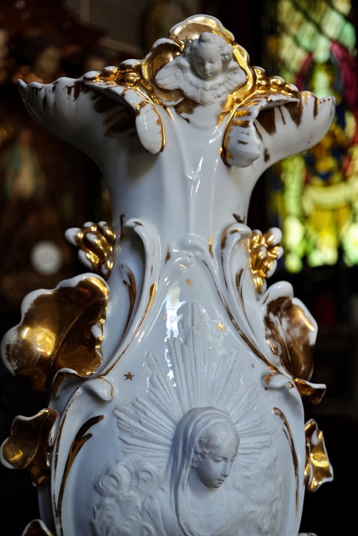 超稀少仏アンティーク 1870年頃、聖母マリアと天使レリーフ金彩ポーセリン大花瓶