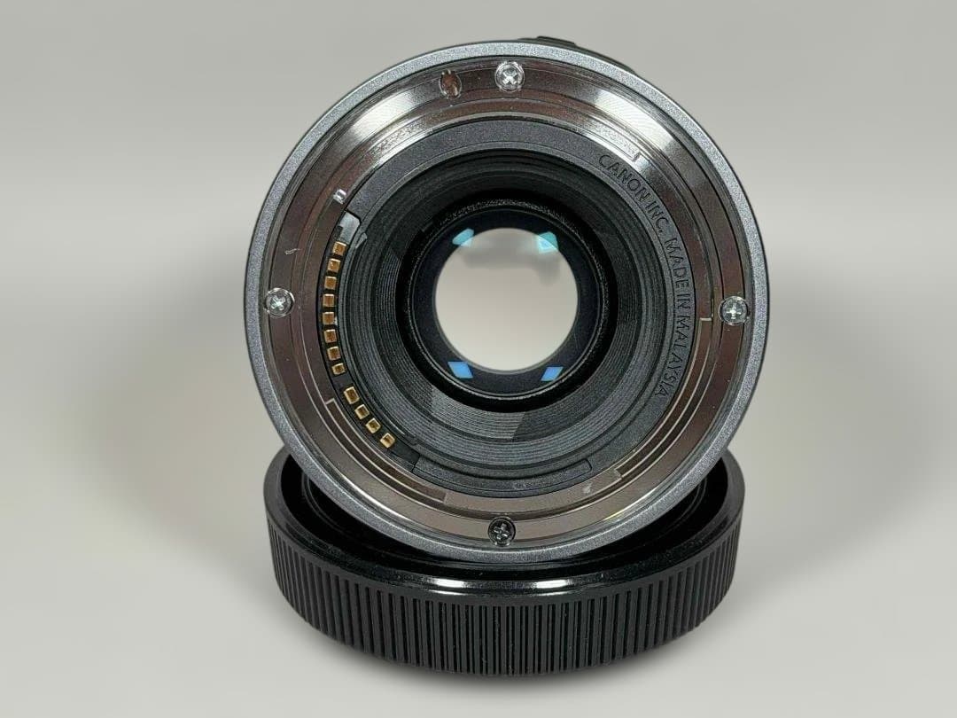 【美品】CANON(キヤノン)RF50mm F1.8 STM
