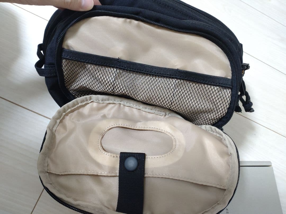 ハグー Hugoo ヒップシート ブラック