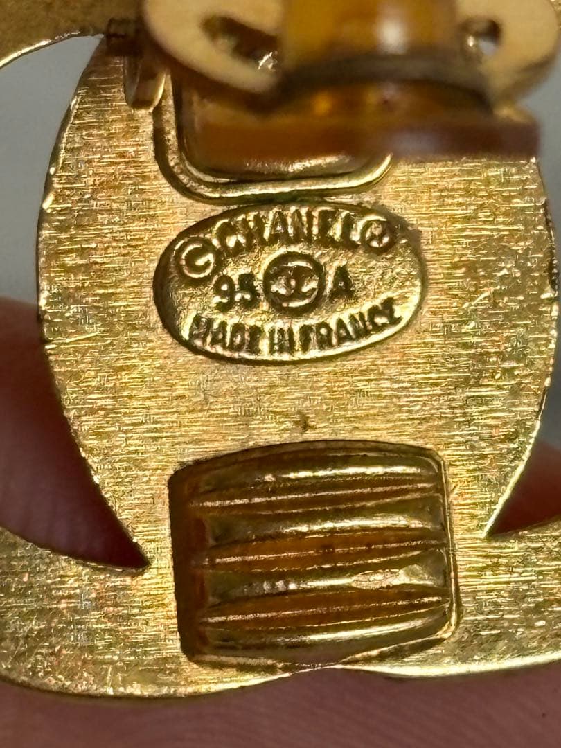 シャネル　ターンロック 95A イヤリング　片耳　美品