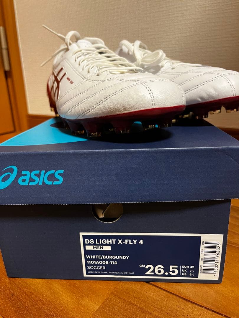 ASICS DS LIGHT X-FLY 4 イニエスタ選手着用モデル