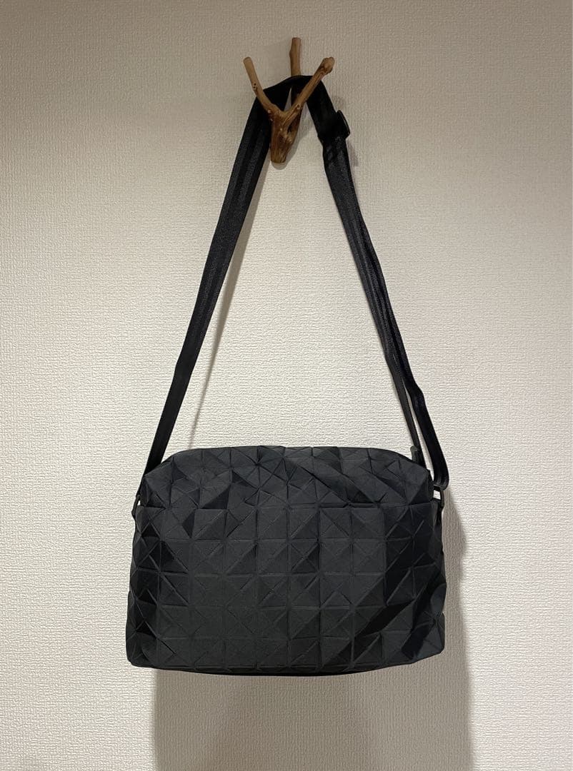 PLEATS PLEASE ISSEY MIYAKE サドル バッグ