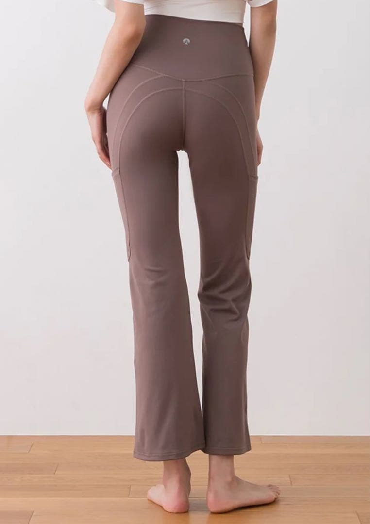 SUKALA スカーラ　ユーリテイフレアレギンス M