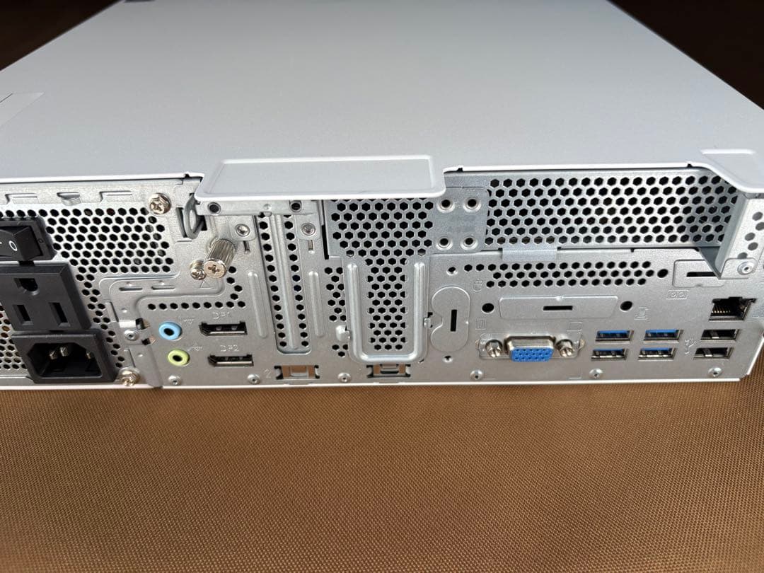 富士通 ESPRIMO 第10世代i3 メモリ16G SSD256G Win11