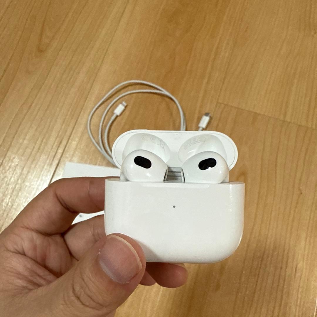 N*b様 AirPods第3世代