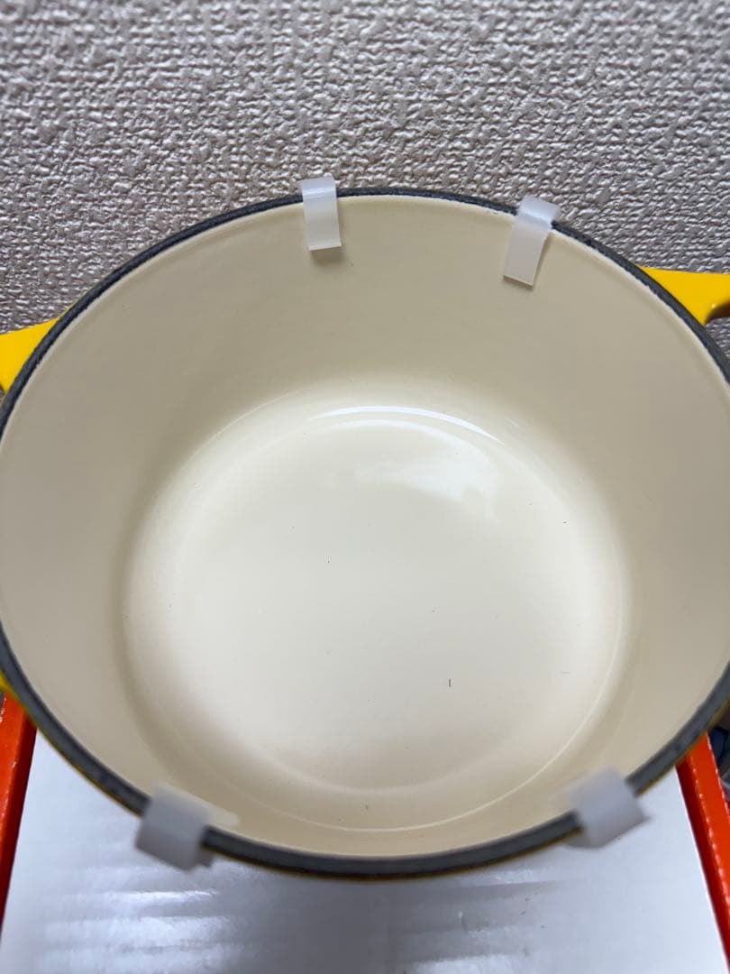 【新品】ルクルーゼ ココットロンド 16cm ネクター　両手鍋