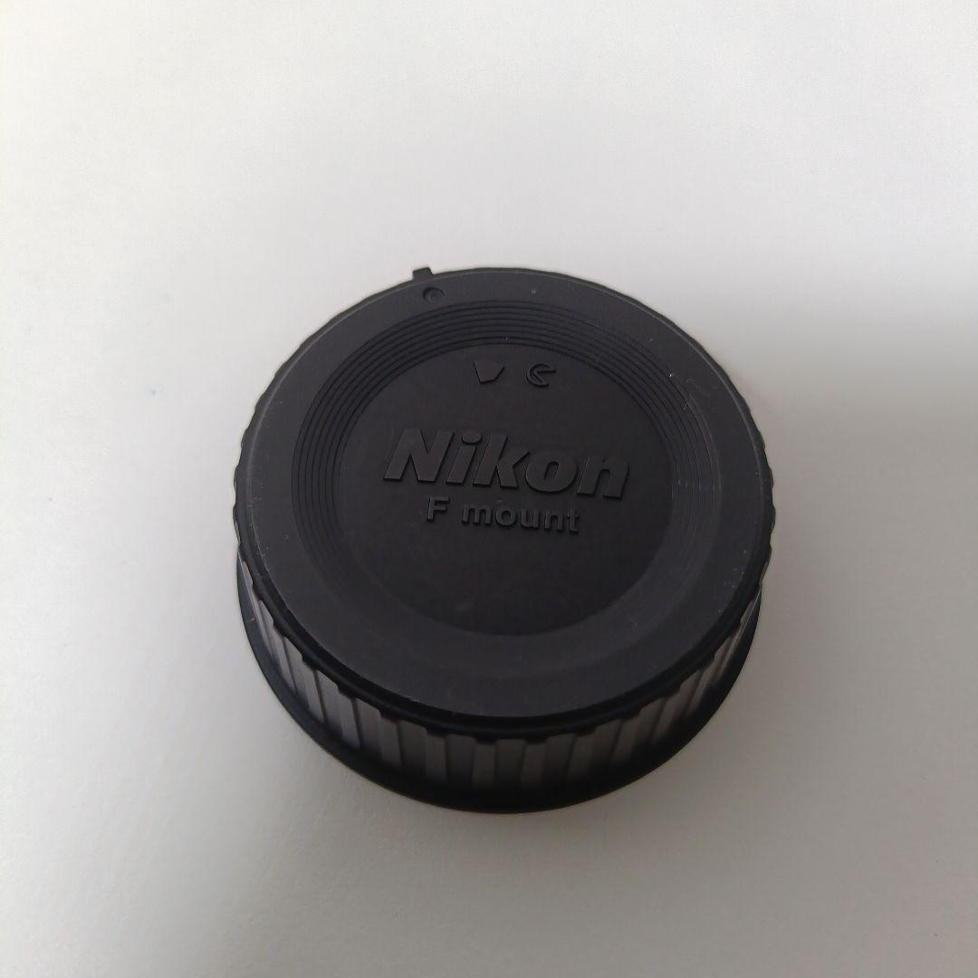 Nikon AF Nikkor 85mm f/1.8 D レンズ【フード付き】