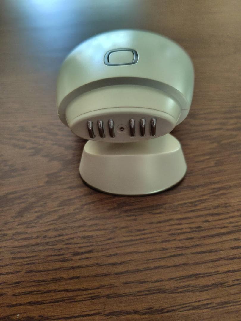 NEWA 美顔器 ゴールド 充電器付き