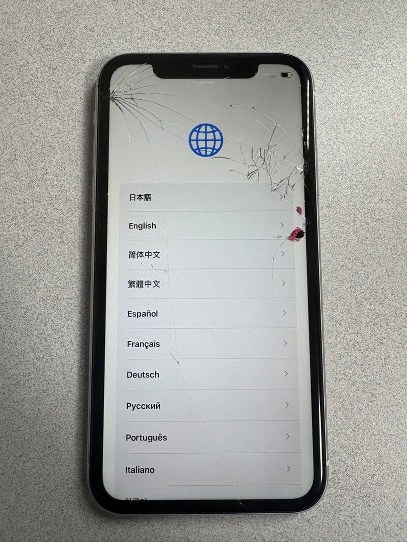 iPhone XR 128G ホワイト SiMロック解除済 ジャンク扱い