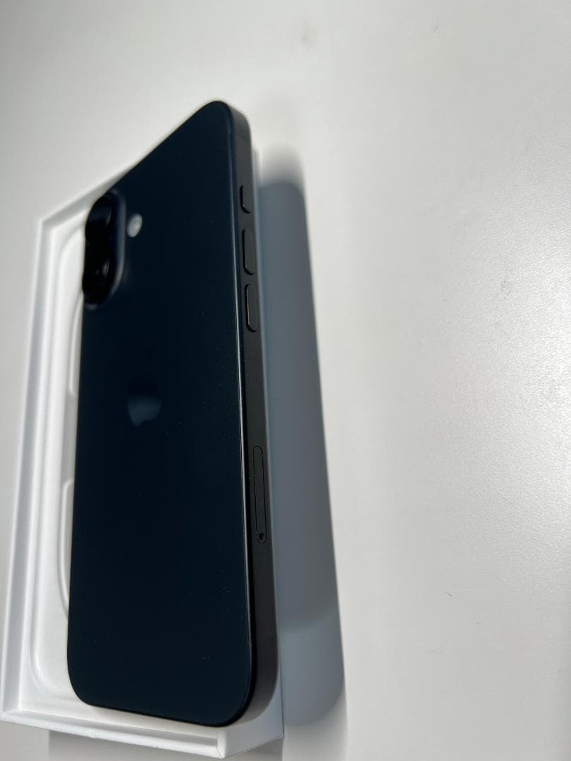 iPhone16 128GB 美品｜バッテリー100%｜全パーツ純正｜