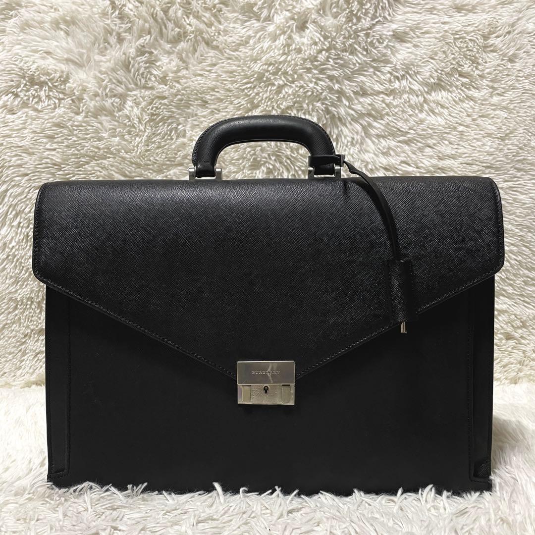 【良品】Burberry バーバリー　ブリーフケース　ビジネス　レザー　ブラック