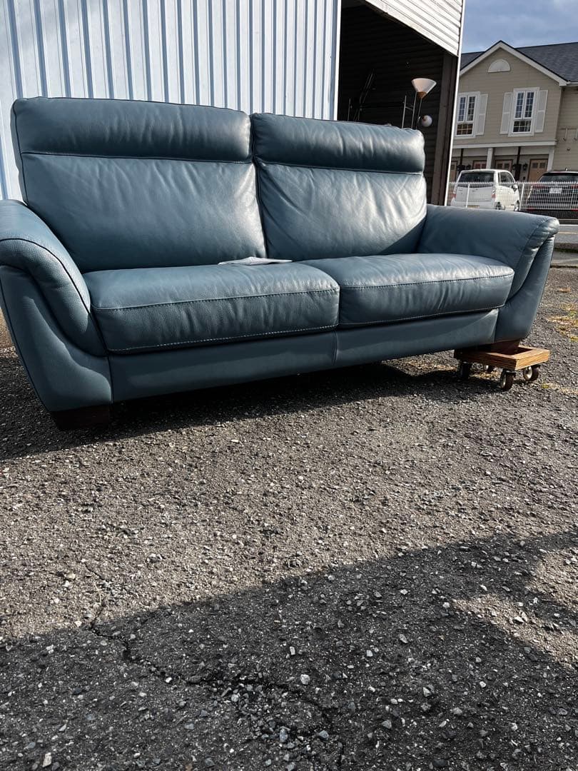 美品！サコモディSACCOMODIブルー 本革ソファ 2.5P イタリア製中古品