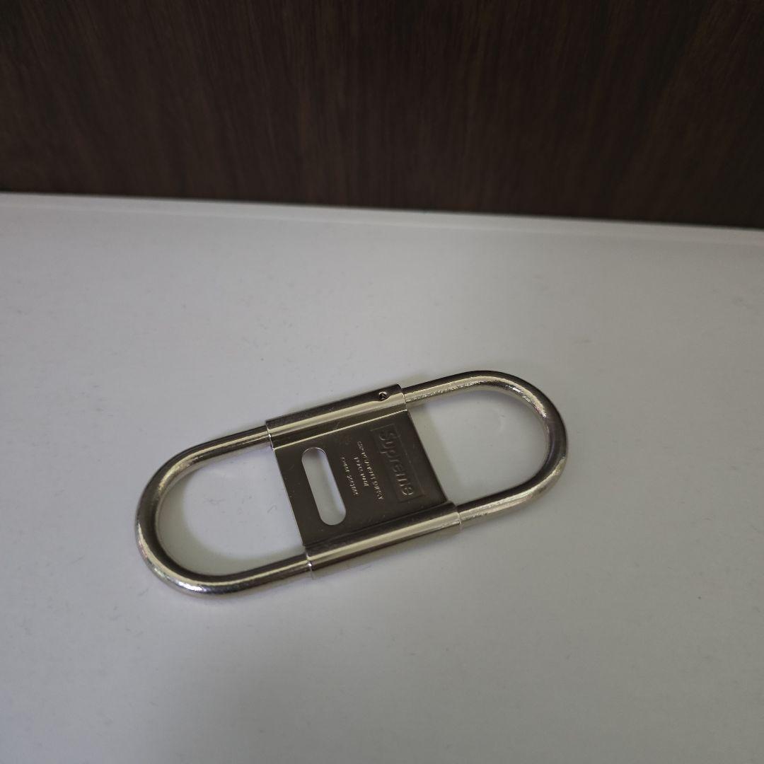 Supreme メタル キーホルダー シルバー