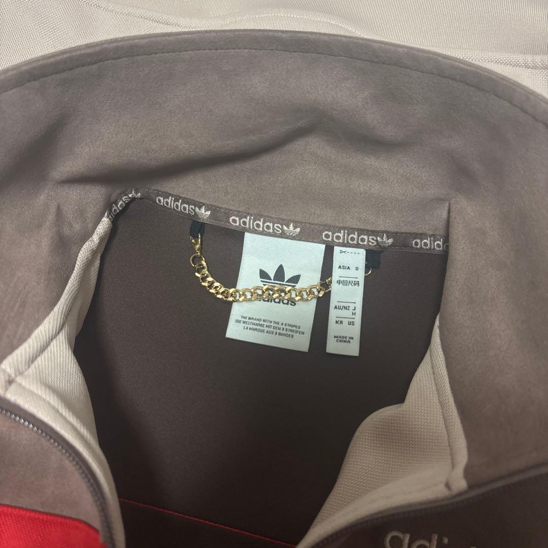 アディダストラックジャケット　ブラウン