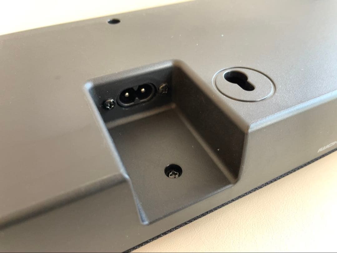 美品 ヤマハ YAMAHA サウンドバー SR-B20A ブラック