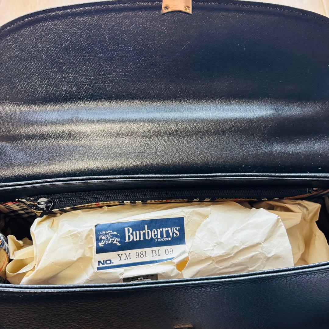 希少 美品 バーバリー 筒型 レザー ミニハンドバッグ ノバチェック　ブラック