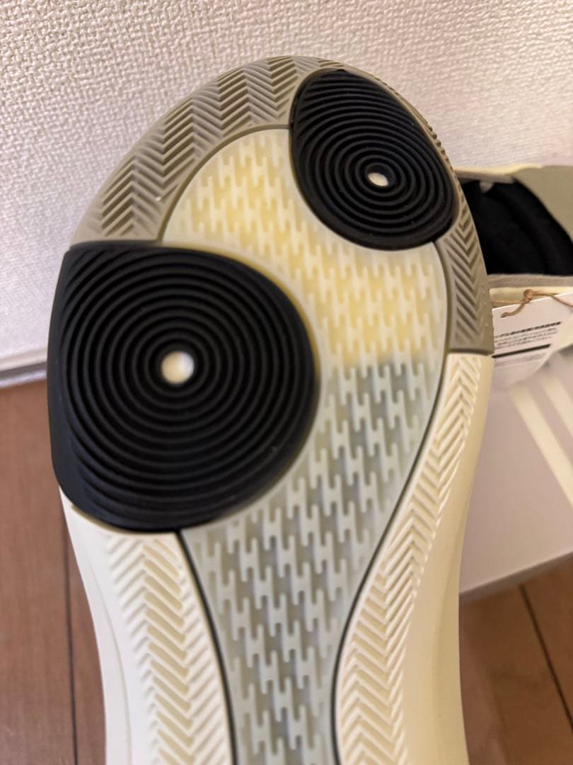 Adidas Harden Vol 8 バッシュ　バスケ