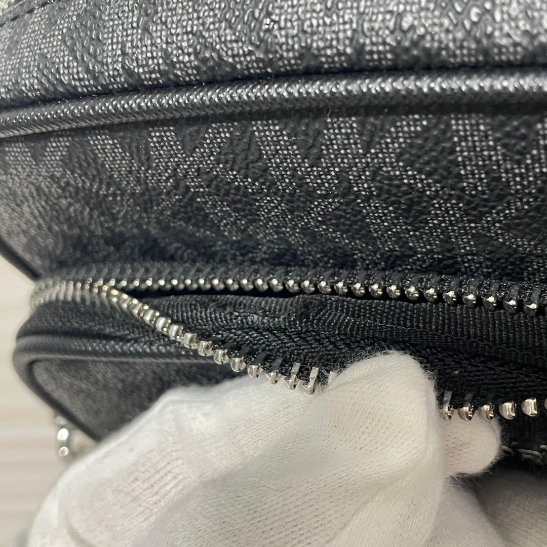 早い者勝ち！訳あり新品 MICHAEL KORS ショルダーバッグ ブラック