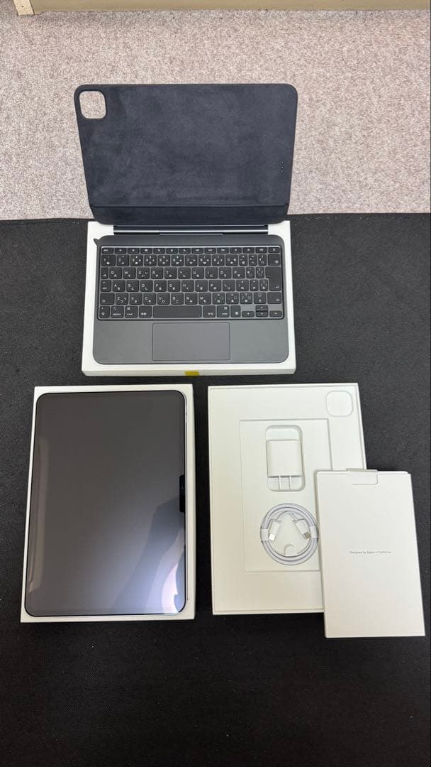 iPad pro 11インチM4 1TB ＋Magic keyboard