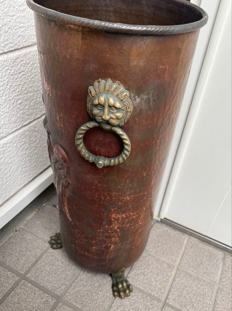 銅製傘立て ライオンノッカー　猫脚　アンティーク