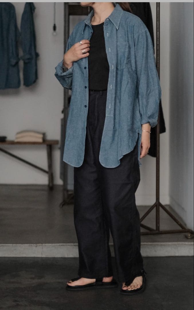 フィグベル 別注　CHAMBRAY LONG DRESS SHIRT