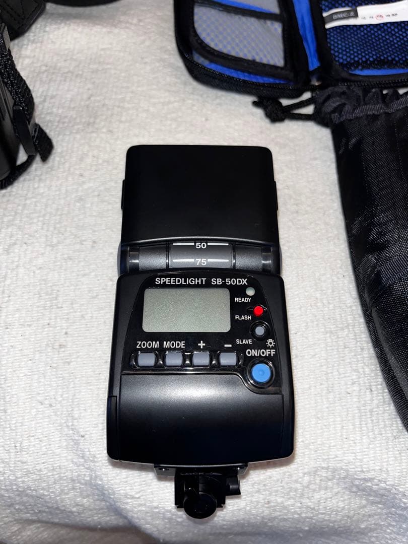 Nikon D7000・レンズ・バッテリー類・他セット