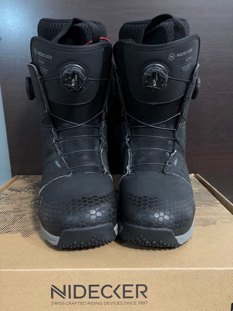 NIDECKER ALTai/スノーボードブーツ26.5/箱付き美品/TTに酷似