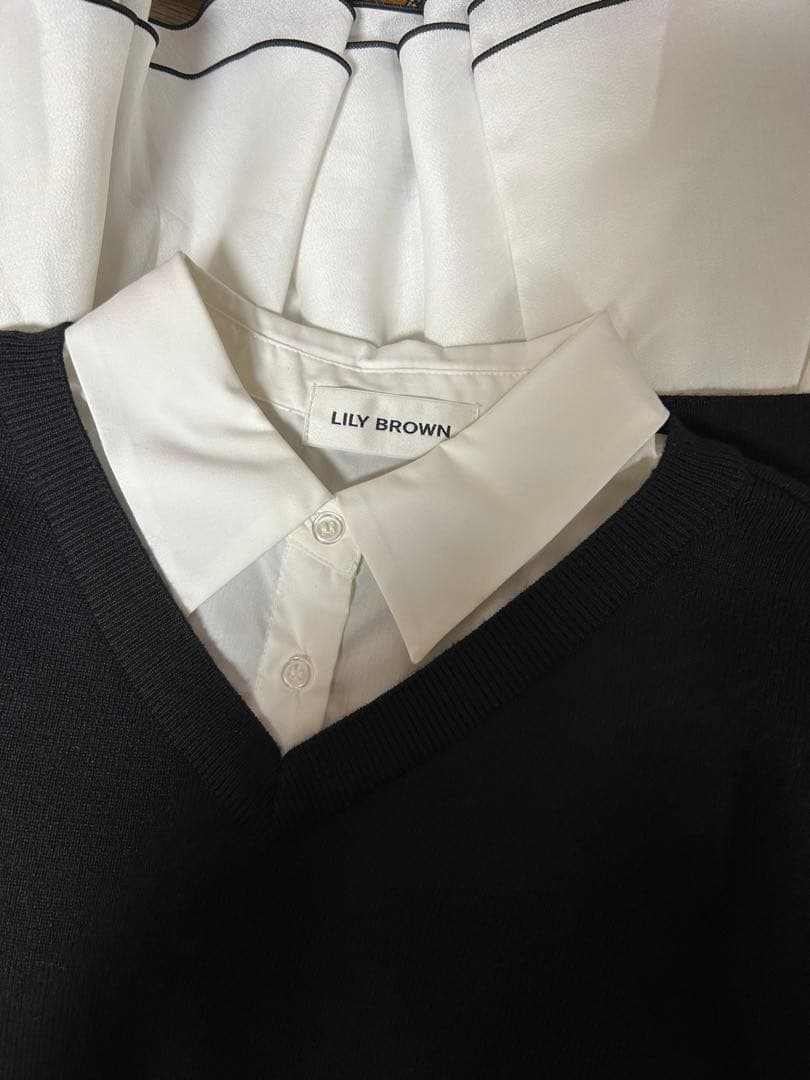 LILY BROWN ドッキングシャツワンピース Vネックニットトップス