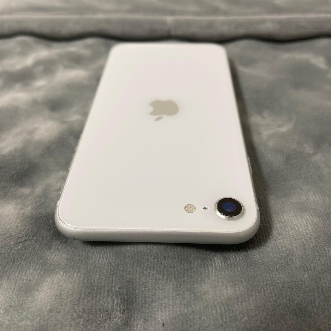 iPhone SE (第2世代) 64GB ホワイト バッテリー最大容量84%