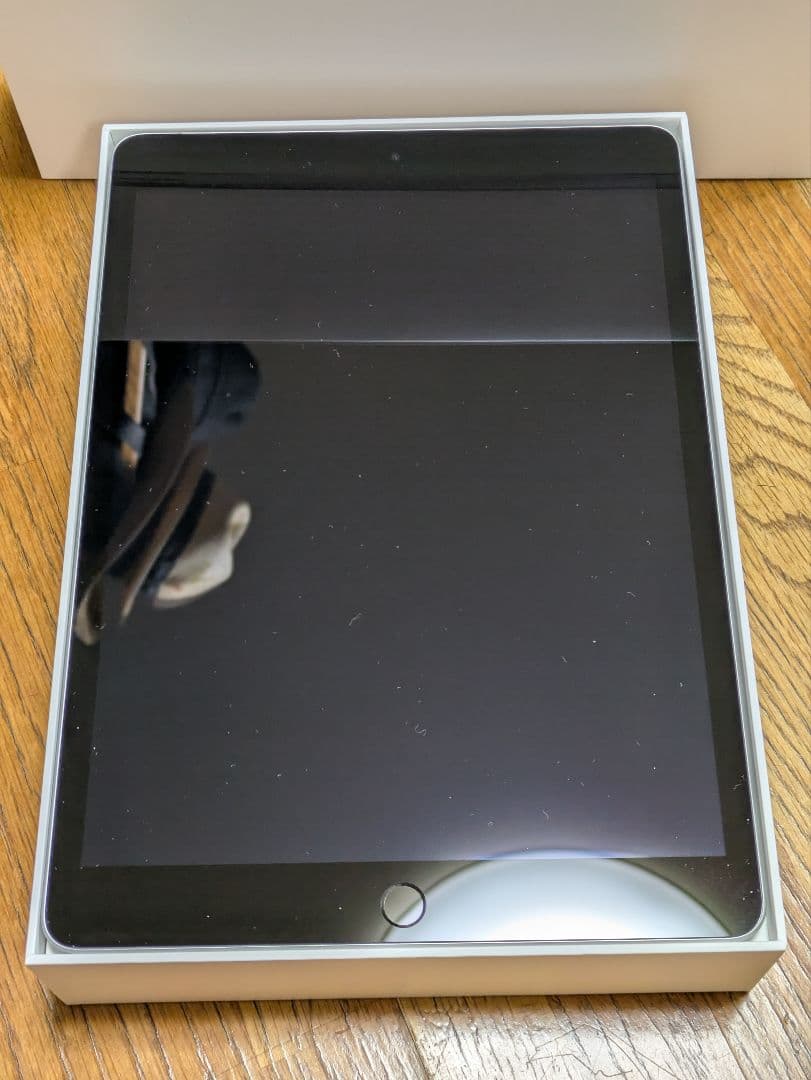 iPad 第9世代 Wi-Fiモデル 64GB シルバー