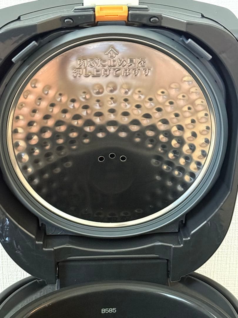 象印 炊飯器 5.5合炊き　NW-VE10型