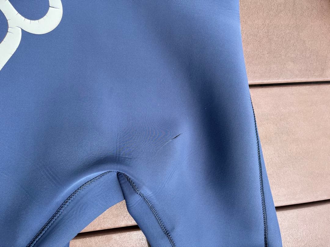 最高峰　RASH WETSUITS ロンスプ　M程度