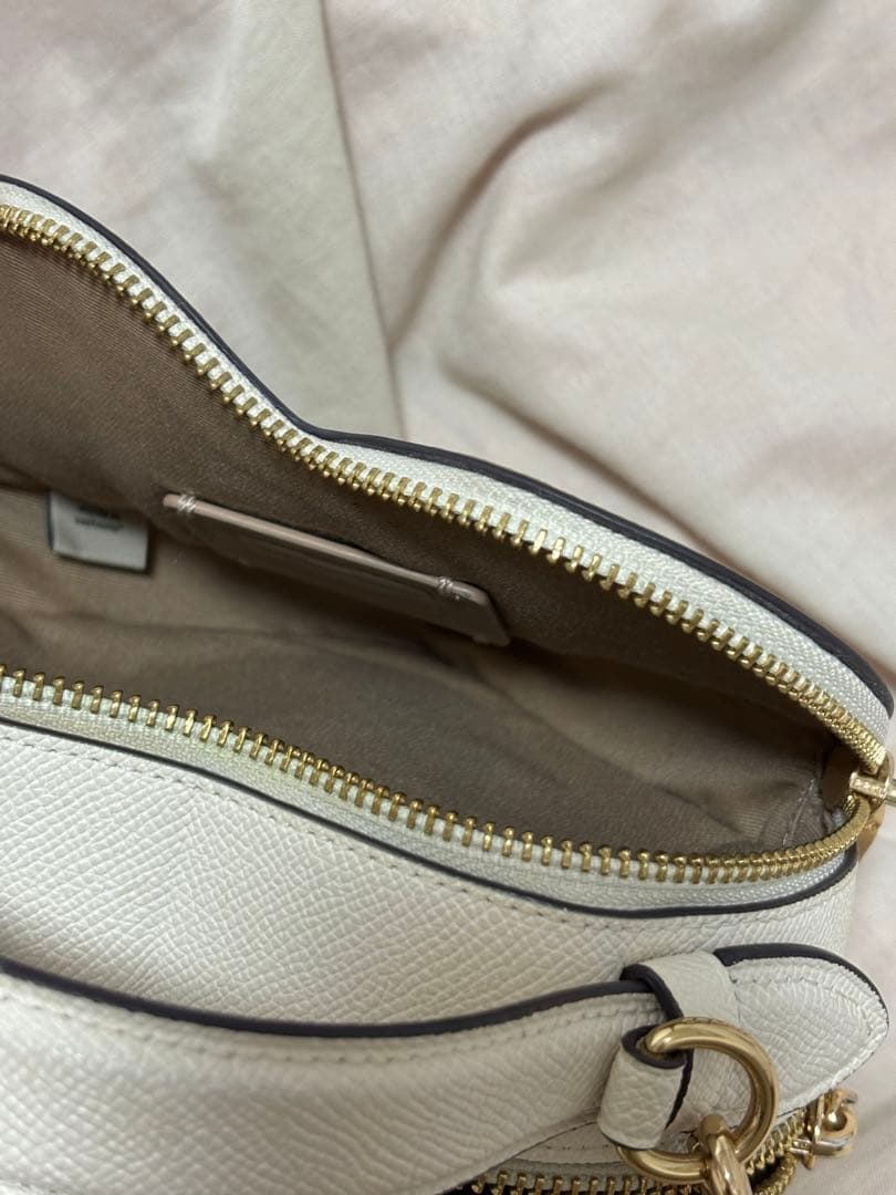 COACH コーチ ハート型 ショルダーバッグ シグネチャー 保存袋付き 美品