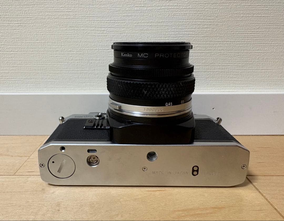 【美品】 【レンズ付き】OLYMPUS フィルムカメラ OM10