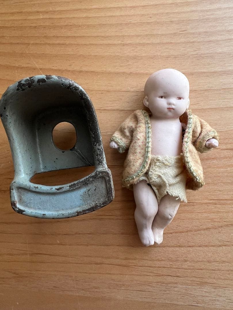 【アンティーク】ドイツ製ベビードールと椅子セット