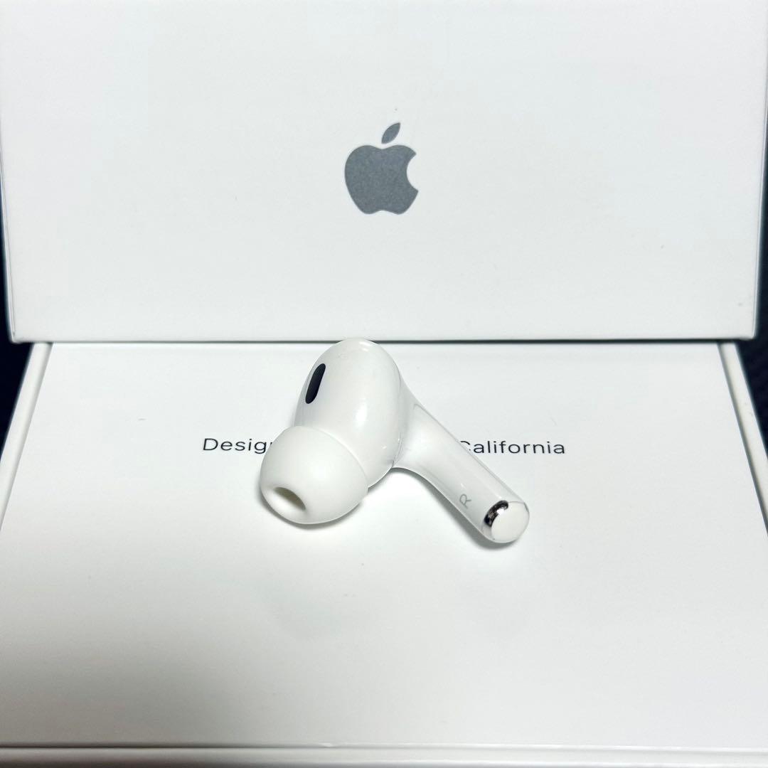 アップル　AirPodsPro 第二世代 (USB-C)タイプ　右側　R側