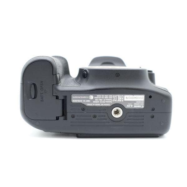 ショット数2,798！元箱付き！■ほぼ新品■ CANON EOS 80D