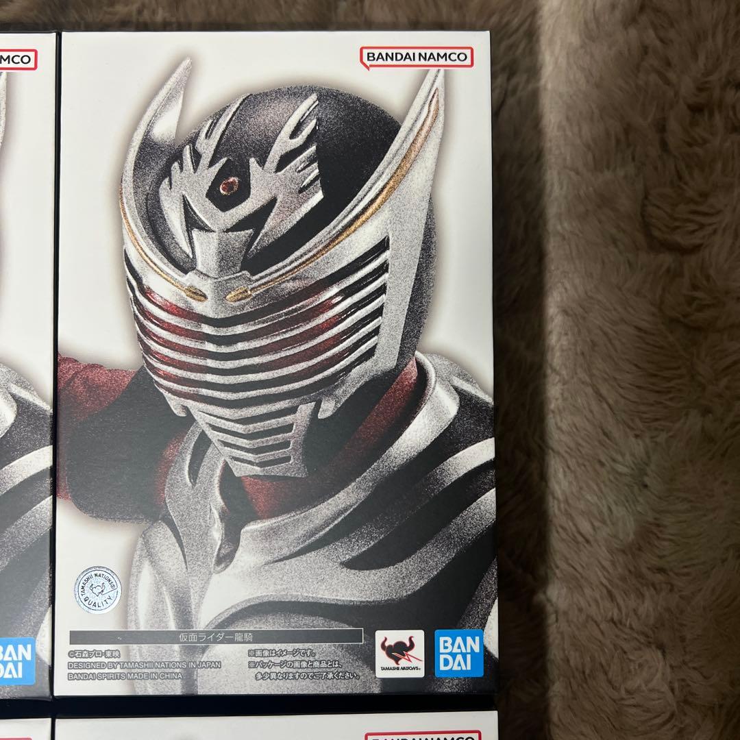 4点 S.H.フィギュアーツ（真骨彫製法） 仮面ライダー龍騎 新品