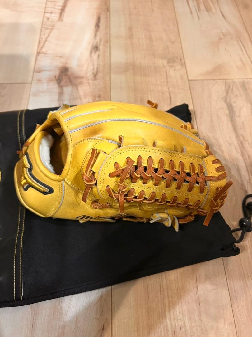 ミズノプロ　軟式　内野手　サイズ9　イエロー 収納袋付き