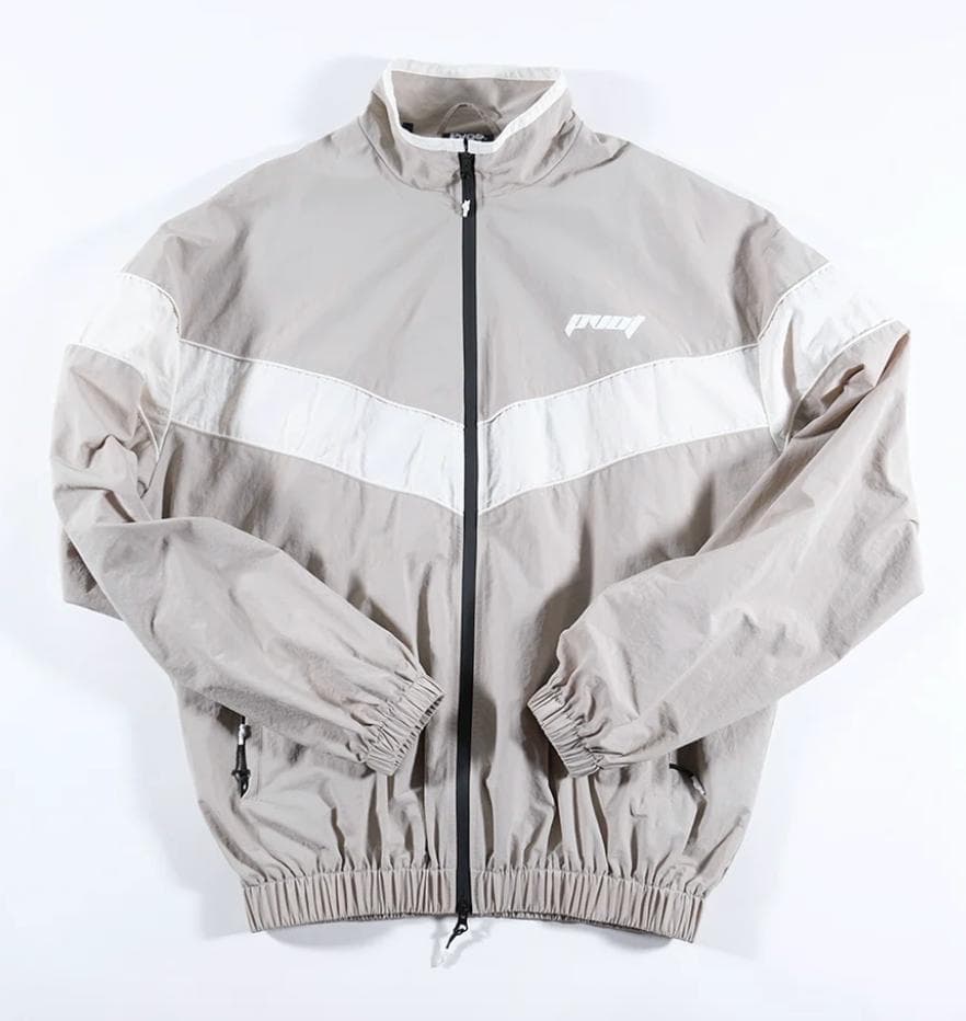 【防水・軽量】PVOT ベージュ ナイロンジャケット上下