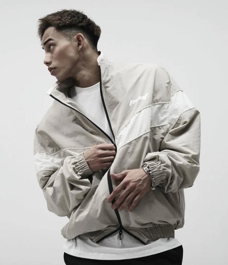 【防水・軽量】PVOT ベージュ ナイロンジャケット上下