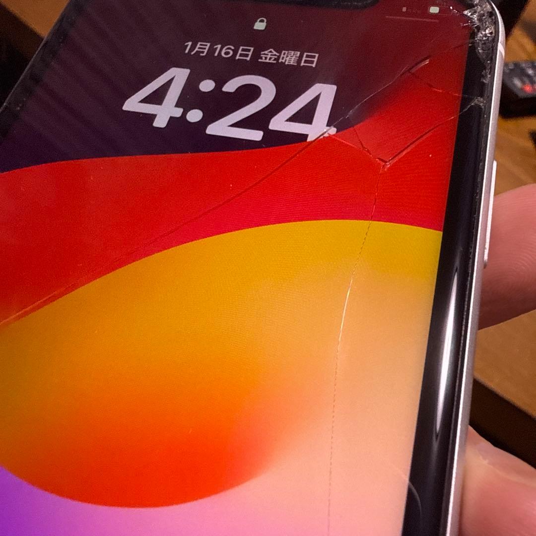 iPhonexr 128gb ジャンク　画面割れ