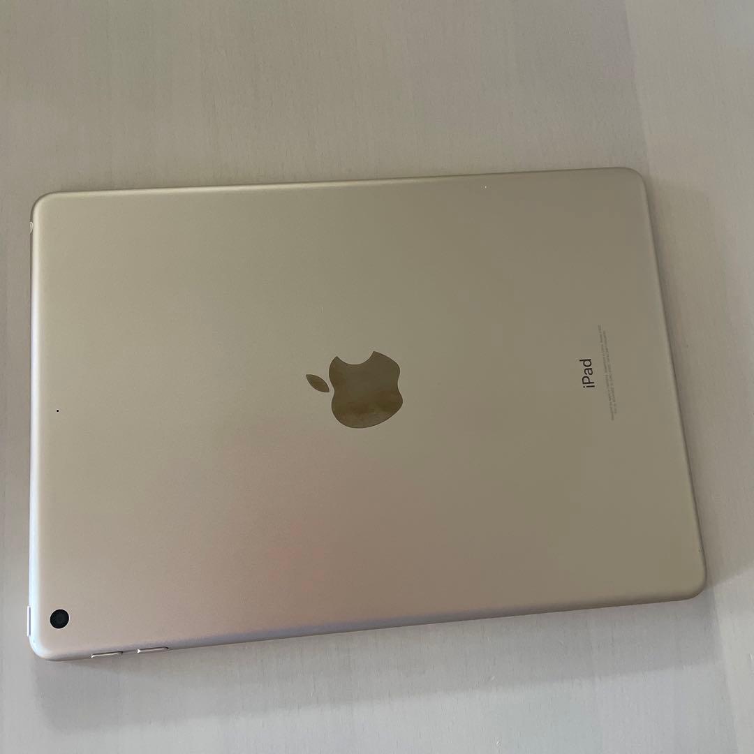 iPad(第5世代)32GBゴールド