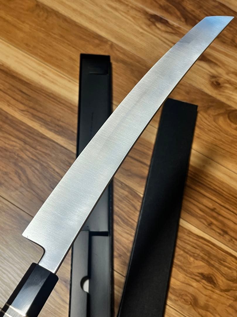 新品未使用　包丁　先丸型蛸引　鬼反り　切味抜群　箱付　本焼き作法