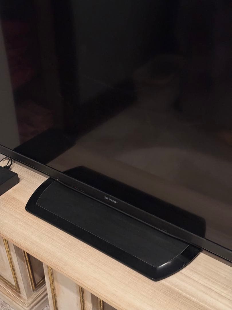 早い者勝ち！SHARP　AQUOS　50インチ液晶テレビ　LC52W9