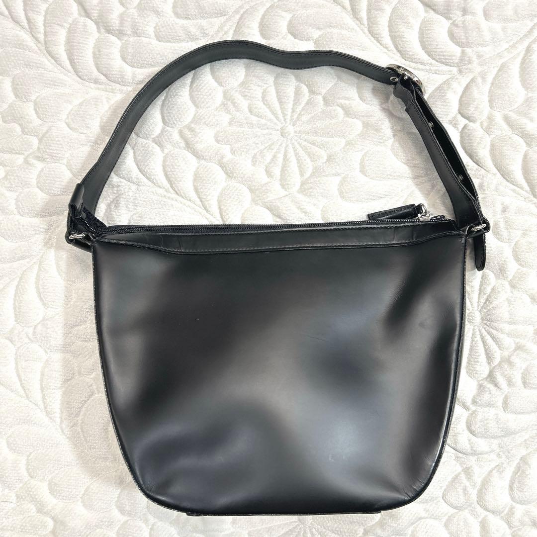 バーバリー　ショルダーバッグ　ノバチェック　肩がけ　レザー　キャンバス　ブラック