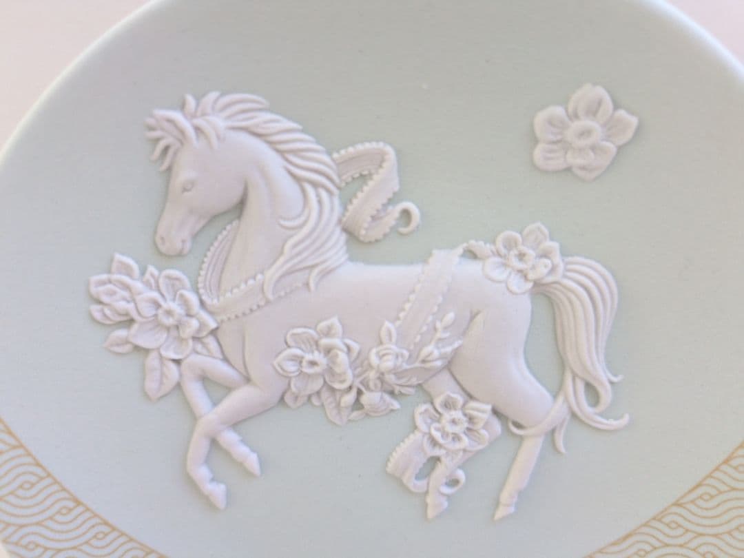 完売品✩ウェッジウッド　ジャスパー　干支トレイ　2026年馬