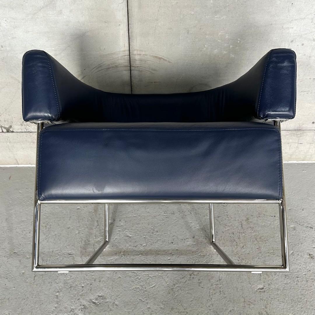 合皮クラブチェア◎ モダンデザインラウンジチェア／低座面／店舗・サロン・書斎